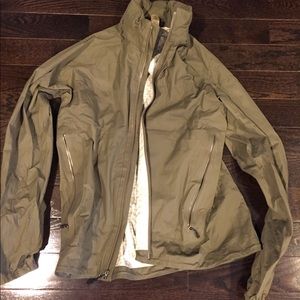 Army green heavy jacket